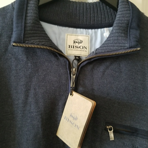 Brand new men sweater, v neck style, blue color - Picture 6 of 8